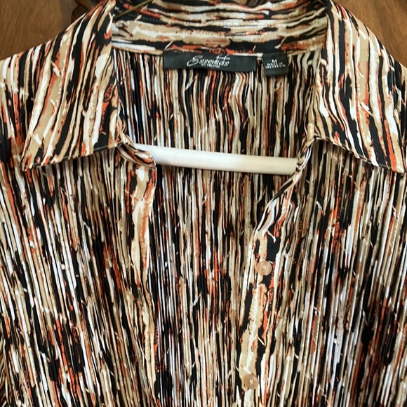 ESSENTIALS BY MILANO CREPY FUNKY TOP BELL SLEEVES FRINGED BOTTOM - Picture 16 of 16